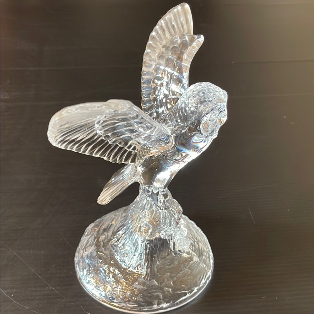 Cristal d’Arquesjl Art Glass Owl in Flight 7 1/2”